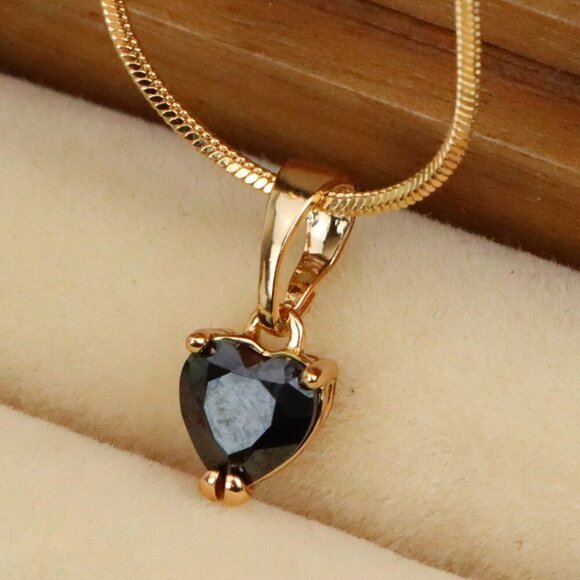 "Minimalist Black Heart Pendant in Rose Gold, XPPT1319 - Picture 1 of 13